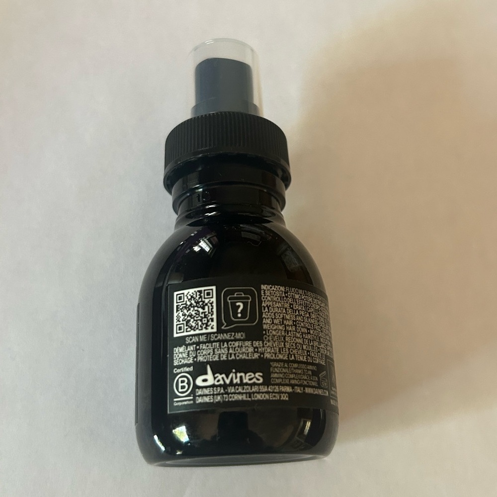 Davines OI - All In One Milk Hair Treatment - NWT - Picture 3 of 3